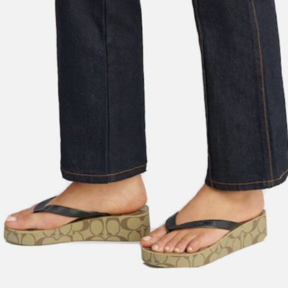 NWT COACH Khaki/Black SIG C LYNN Platform Wedge Sandal/Flip Flops - Picture 1 of 10